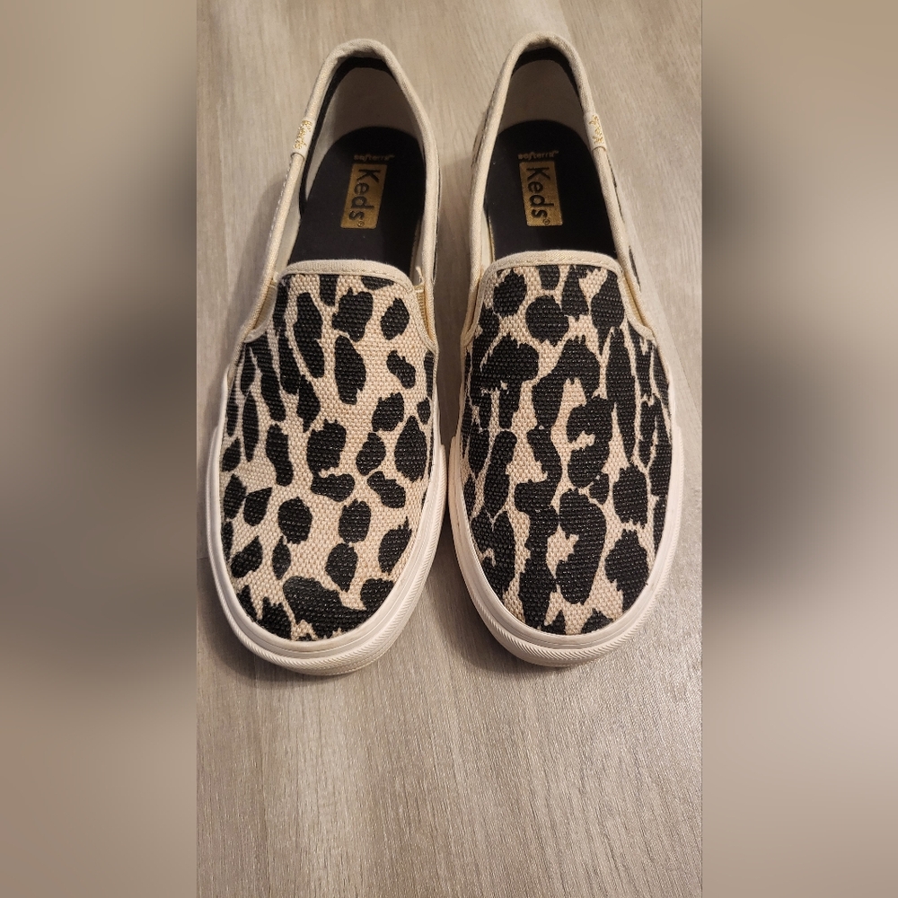 Keds Leppard Print Sami Slip Sneaker Womans Size US 6